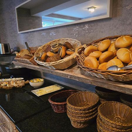Hotel Up Diek Carolinensiel Eksteriør bilde