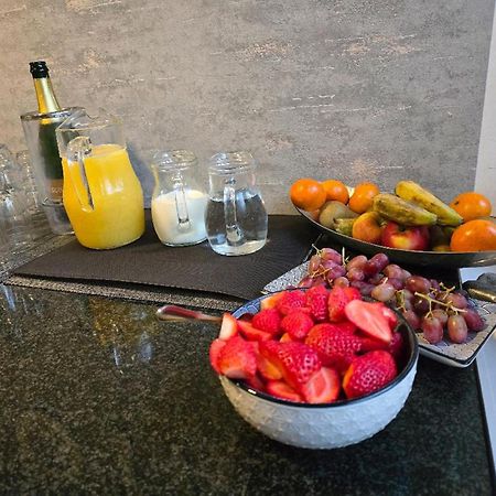 Hotel Up Diek Carolinensiel Eksteriør bilde